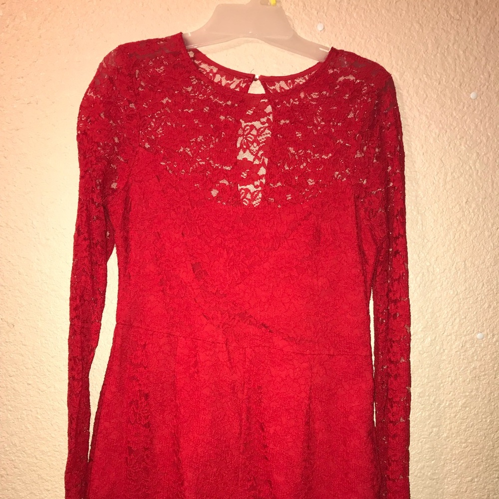 Sexy jumper great for party or date!!